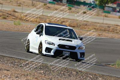 media/Oct-01-2022-Team Topak Racing (Sat) [[f860fb51be]]/2-Inter Low 2/session 1 turn 3/